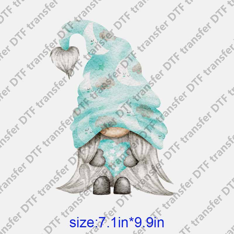 Christmas gnome with heart DTF transfer NO.1210
